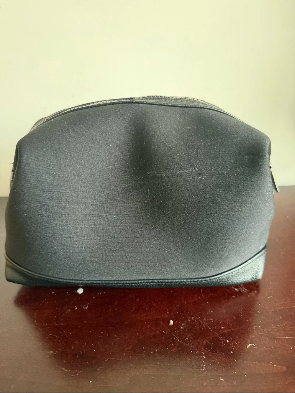 Jimmy Choo Parfums Black Neoprene Cosmetic Bag Travel Toiletry Dopp Kit Unisex